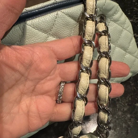 CHANEL Quilted caviar leather Shoulder Bag - Seafoam color with light blue - Picture 10 of 14